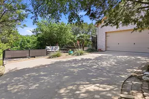 1911 Wigeon St, Granbury, TX 76049 - Photo 36