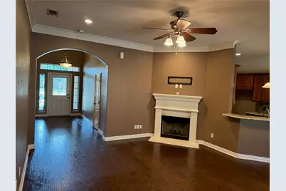 1323 Preston Trail Court, Granbury, TX 76048 - Photo 4