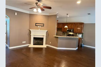1323 Preston Trail Court, Granbury, TX 76048 - Photo 6