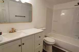 728 Arrowhead Cir, Garland, TX 75043 - Photo 16