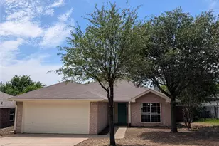 4821 St Thomas Pl, Fort Worth, TX 76135 - Photo 2