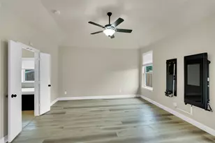 437 Whispering Willow Dr, Midlothian, TX 76065 - Photo 12