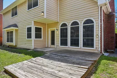 9354 Riverwalk Lane, Irving, TX 75063 - Photo 32