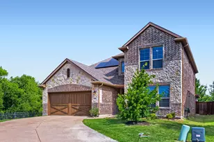 2401 Muirfield Dr, Little Elm, TX 75036 - Photo 2