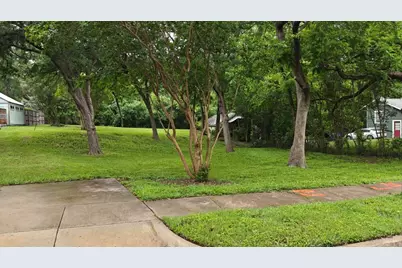 8714 Daytonia Avenue, Dallas, TX 75218 - Photo 16