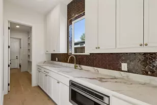 906 Cristler Ave, Dallas, TX 75223 - Photo 8