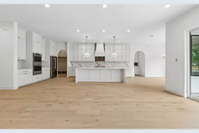 906 Cristler Avenue, Dallas, TX 75223 - Photo 10