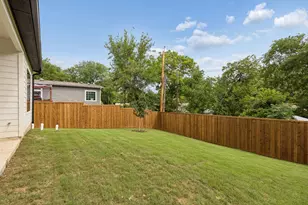 906 Cristler Ave, Dallas, TX 75223 - Photo 26