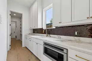 906 Cristler Ave, Dallas, TX 75223 - Photo 12