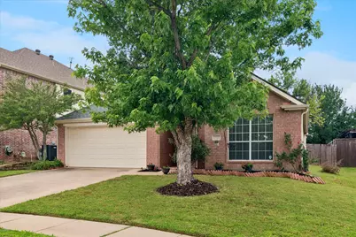 3711 Palmetto Court, Denton, TX 76210 - Photo 2