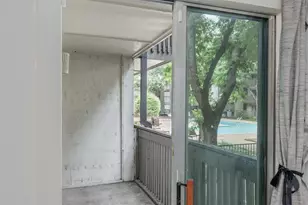 4837 Cedar Springs Rd, Dallas, TX 75219 - Photo 12