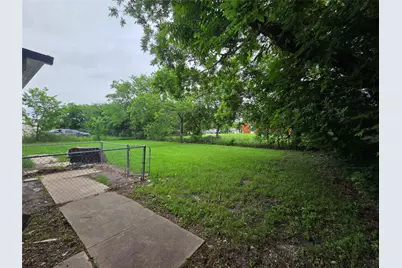 417 E Main Street, Quinlan, TX 75474 - Photo 10