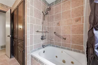 3405 Country Club Road, Pantego, TX 76013 - Photo 10