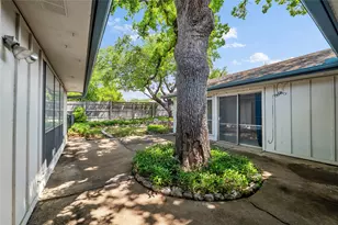 3405 Country Club Rd, Pantego, TX 76013 - Photo 30