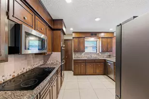 3405 Country Club Rd, Pantego, TX 76013 - Photo 18