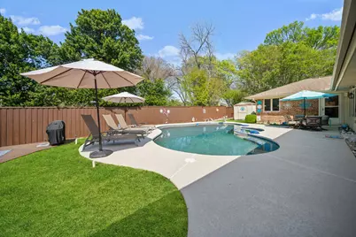 1711 Queensborough Drive, Arlington, TX 76015 - Photo 32