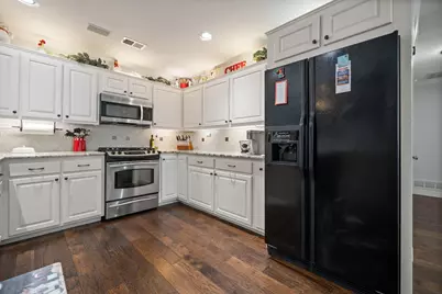 1711 Queensborough Drive, Arlington, TX 76015 - Photo 12