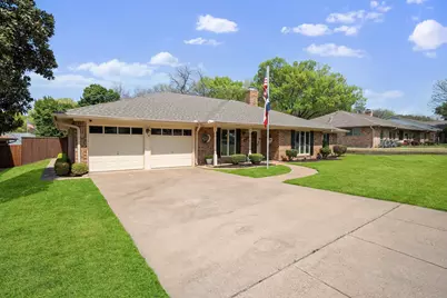 1711 Queensborough Drive, Arlington, TX 76015 - Photo 2