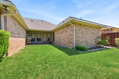 711 Sundance Trail, Irving, TX 75063 - Photo 2
