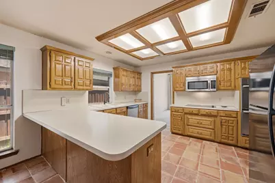 711 Sundance Trail, Irving, TX 75063 - Photo 18