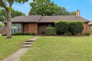 2312 Dalewood Ln, Bedford, TX 76022 - Photo 1