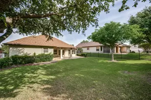 11009 Southerland Dr, Denton, TX 76207 - Photo 24