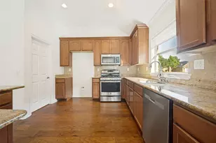 11009 Southerland Dr, Denton, TX 76207 - Photo 10