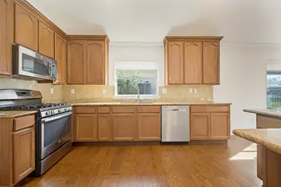 11009 Southerland Drive, Denton, TX 76207 - Photo 10
