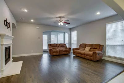 516 Palamedes Street, Lewisville, TX 75056 - Photo 8