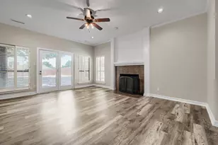 100 Coventry Ct, Irving, TX 75061 - Photo 4