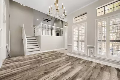100 Coventry Court, Irving, TX 75061 - Photo 8