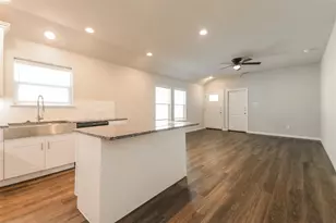 916 N Throckmorton St, Sherman, TX 75090 - Photo 6