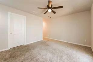 916 N Throckmorton St, Sherman, TX 75090 - Photo 10
