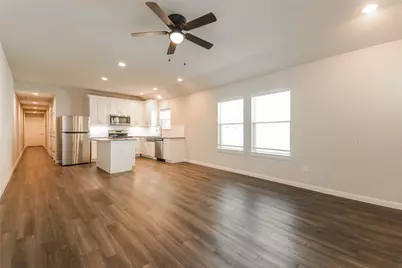 916 N Throckmorton Street, Sherman, TX 75090 - Photo 4