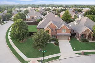 349 Enfield Dr, Roanoke, TX 76262 - Photo 2