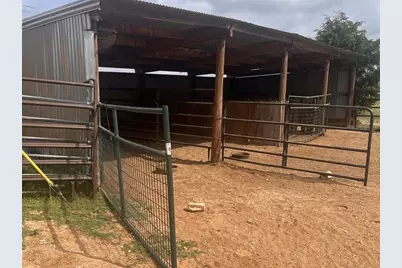 2548 County Road 2690, Alvord, TX 76225 - Photo 16