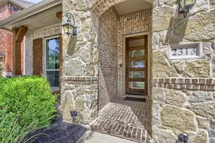 2313 St Mary Ln, McKinney, TX 75072 - Photo 4