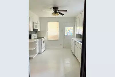 626 W Chestnut Street, Denison, TX 75020 - Photo 8