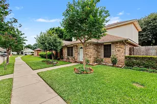 525 Rawls Cir, Irving, TX 75061 - Photo 2