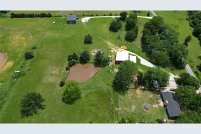 3318 Desvoignes, Denison, TX 75021 - Photo 2
