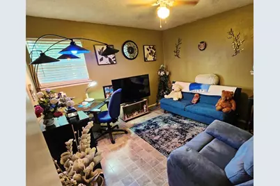 2017 Meadow Glen, Irving, TX 75060 - Photo 14