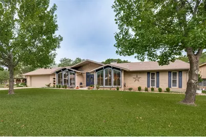 1904 Tulane Avenue, Gainesville, TX 76240 - Photo 2