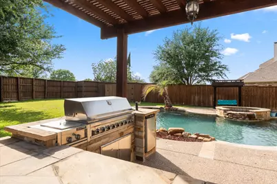 660 Duke Saxony Drive, Lewisville, TX 75056 - Photo 38