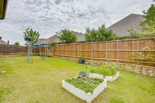 5917 Trail Marker Ct, Fort Worth, TX 76123 - Photo 38