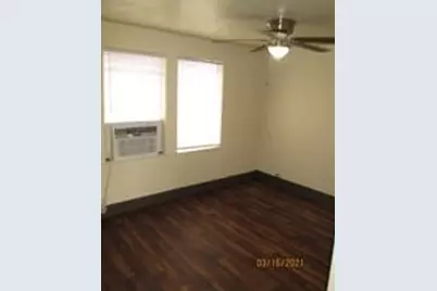 515 W Collins Street, Denton, TX 76201 - Photo 6