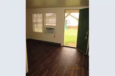 515 W Collins Street, Denton, TX 76201 - Photo 18