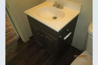 515 W Collins Street, Denton, TX 76201 - Photo 12