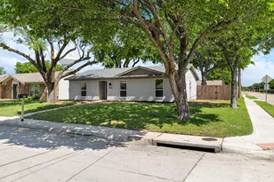 933 Wandering Way Dr, Allen, TX 75002 - Photo 8