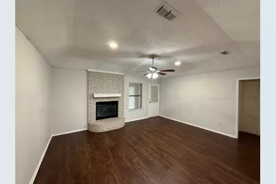 221 Arnold Street, Crowley, TX 76036 - Photo 2