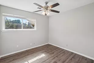 201 W Cheryl Ave, Hurst, TX 76053 - Photo 18